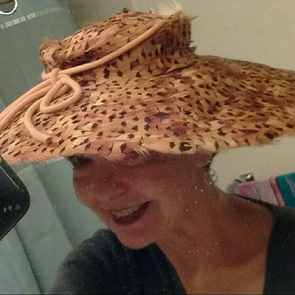 Meet your Posher, Patty - Picture 1 of 5